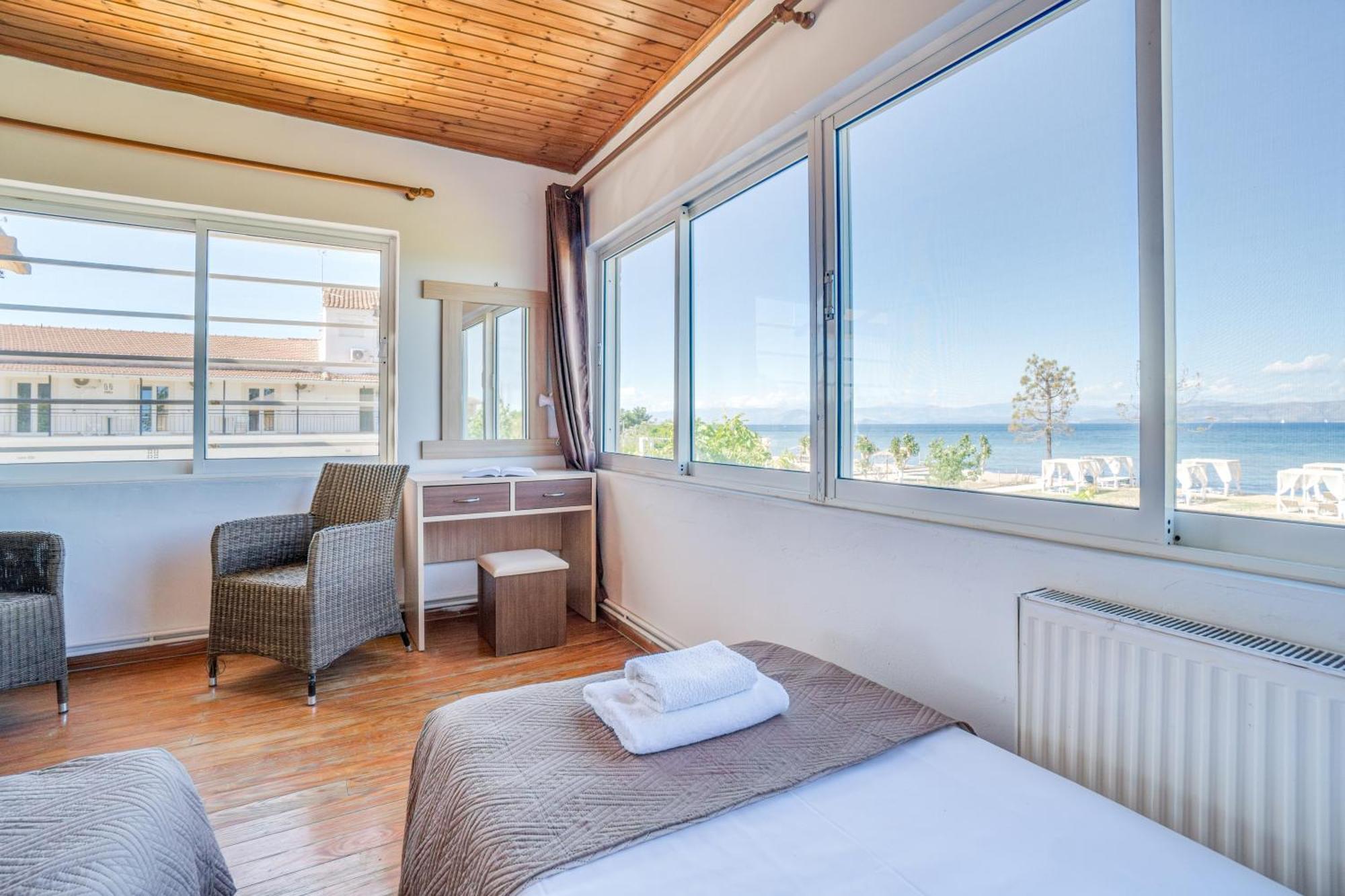 Sandy Beach - Sea View Kávos